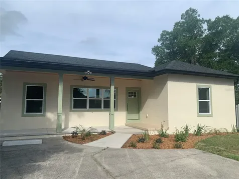 104 S Stone Street Deland FL 32720