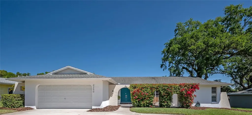 2250 Watrous Drive Dunedin FL 34698
