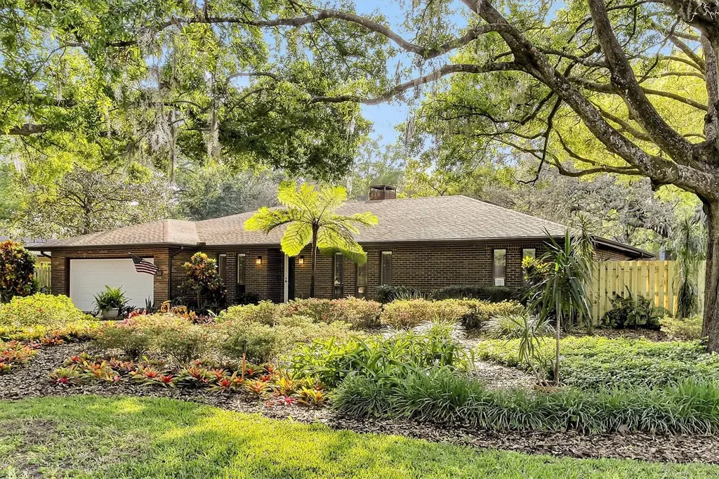 2696 Ashville Street Orlando FL 32818