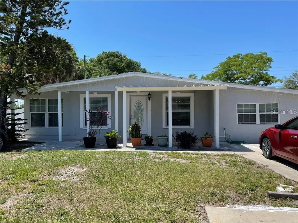 8408 Foxcroft Drive Tampa FL 33615