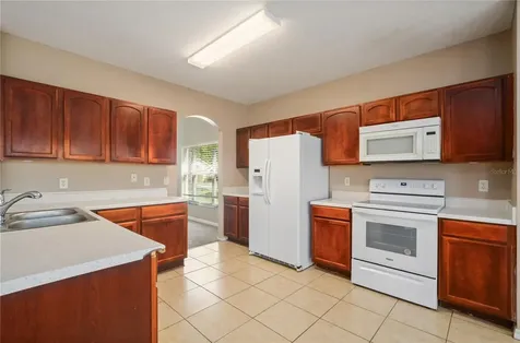 582 Lisa Karen Circle Apopka FL 32712