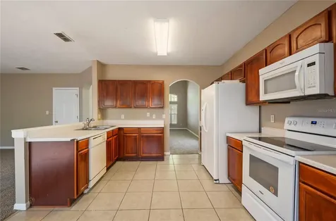 582 Lisa Karen Circle Apopka FL 32712