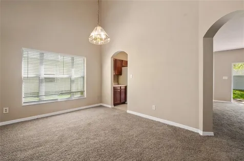 582 Lisa Karen Circle Apopka FL 32712