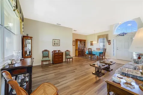 2956 White Cedar Circle Kissimmee FL 34741