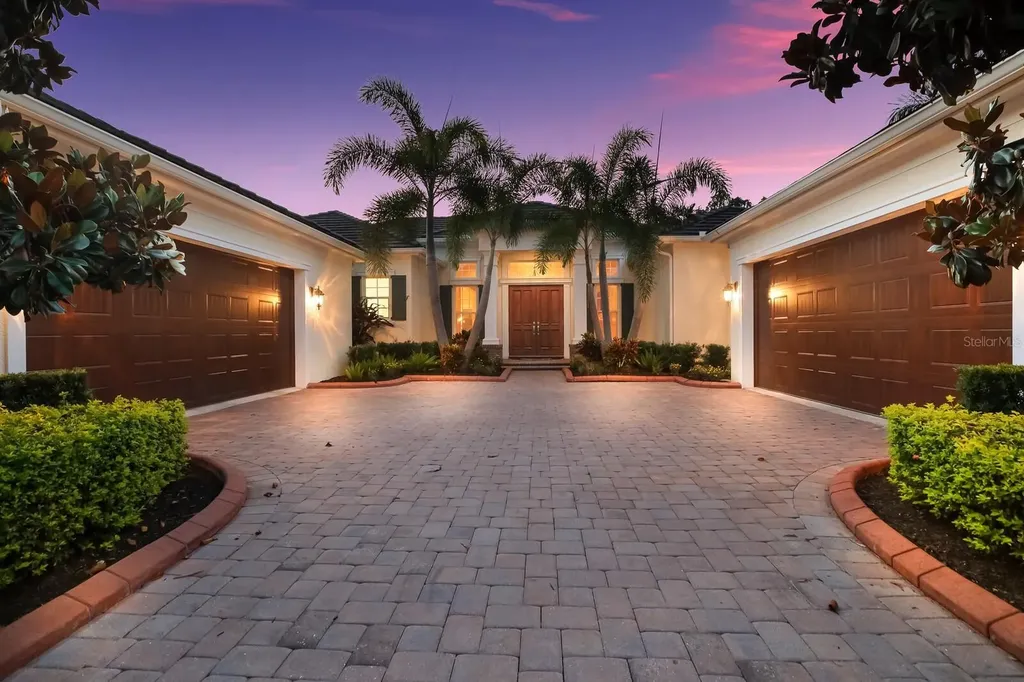 3537 Founders Club Drive Sarasota FL 34240