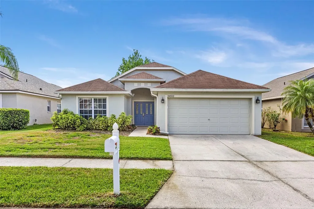 34552 Smart Drive Zephyrhills FL 33541
