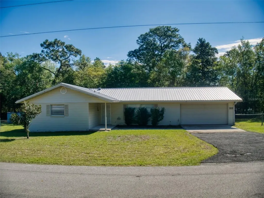 8575 SW 202nd Terrace Dunnellon FL 34431