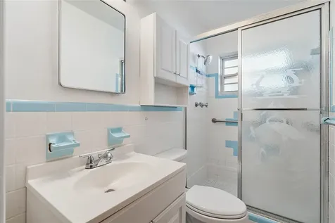 2821 46th Avenue S St Petersburg FL 33712