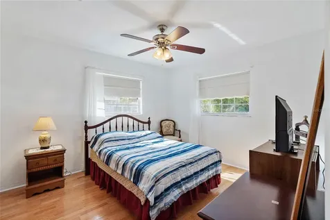 2821 46th Avenue S St Petersburg FL 33712