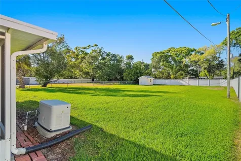 2821 46th Avenue S St Petersburg FL 33712