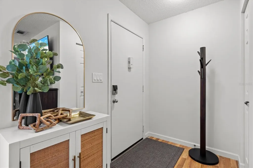 3210 Wood Street Sarasota FL 34237