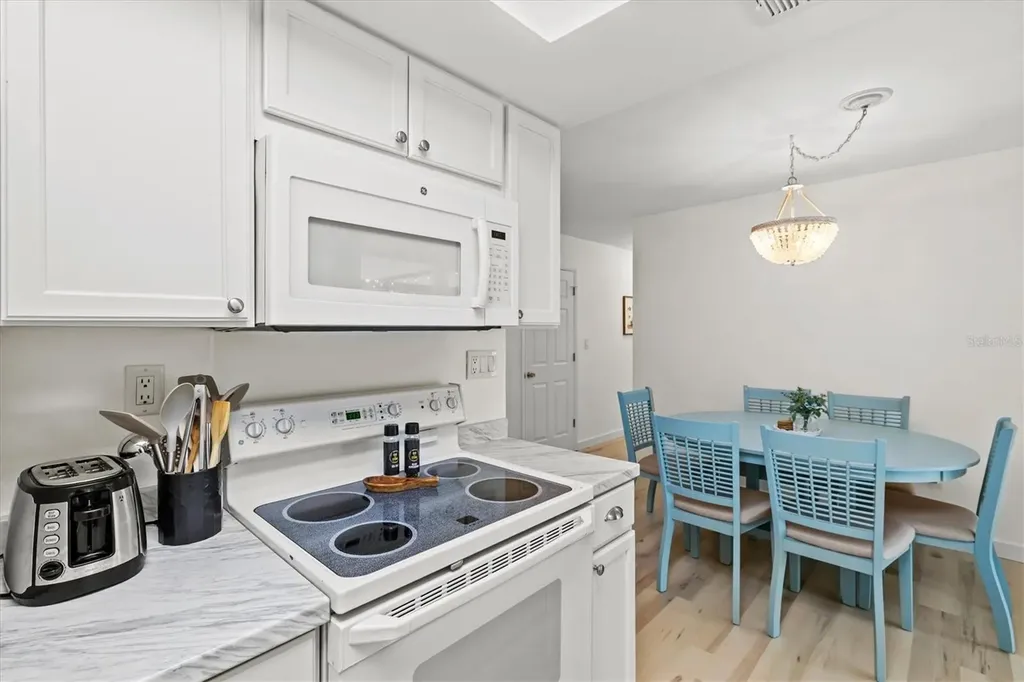 3210 Wood Street Sarasota FL 34237