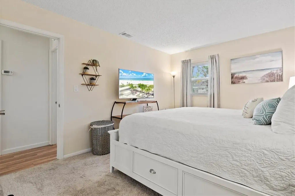 3210 Wood Street Sarasota FL 34237