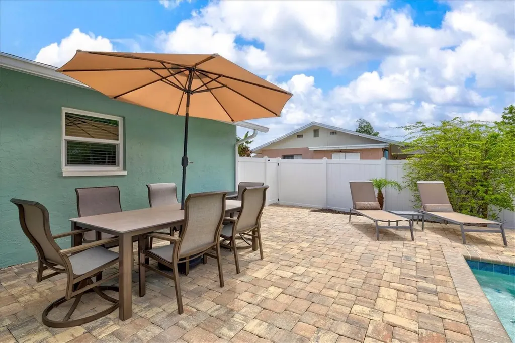 3210 Wood Street Sarasota FL 34237