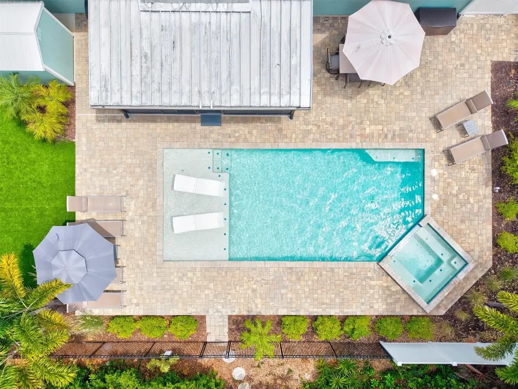 3210 Wood Street Sarasota FL 34237