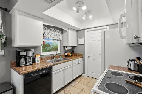 3210 Wood Street Sarasota FL 34237