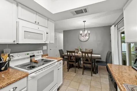 3210 Wood Street Sarasota FL 34237