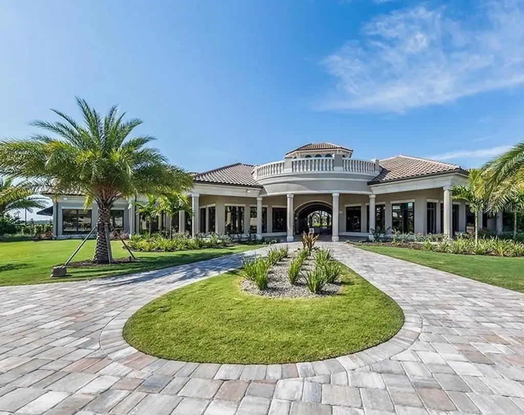 5710 Palmer Circle Bradenton FL 34211