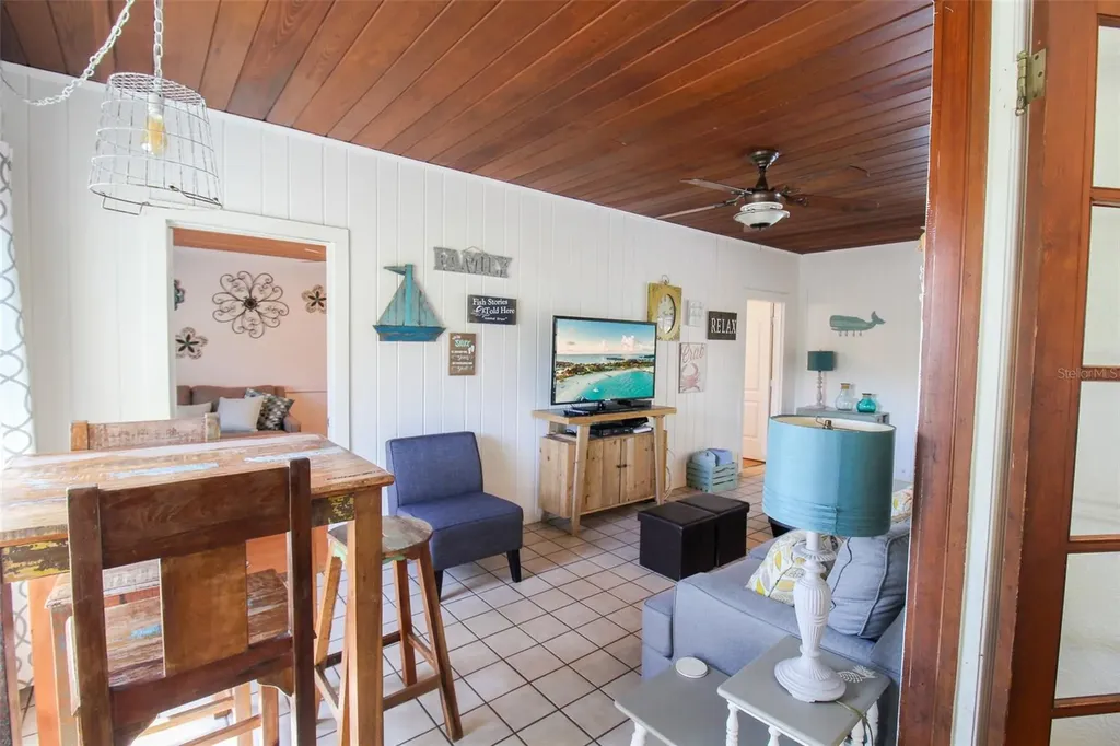 5812 7th Avenue NW Bradenton FL 34209