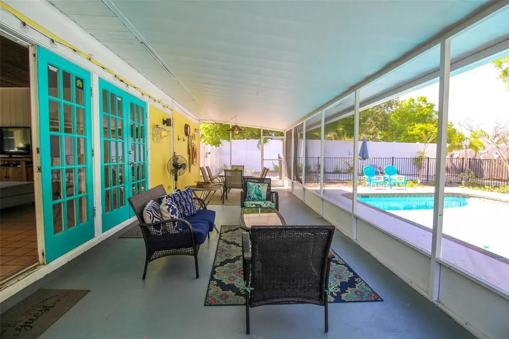 5812 7th Avenue NW Bradenton FL 34209