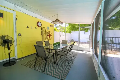 5812 7th Avenue NW Bradenton FL 34209
