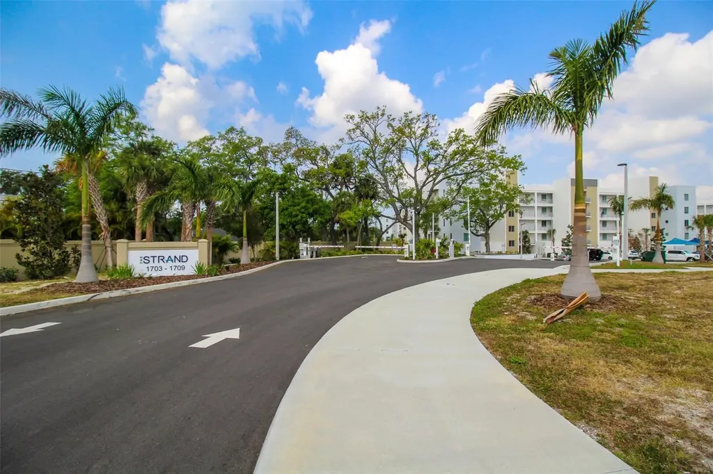 1703 N Tamiami Trail Sarasota FL 34234