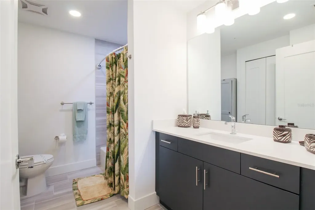 1703 N Tamiami Trail Sarasota FL 34234