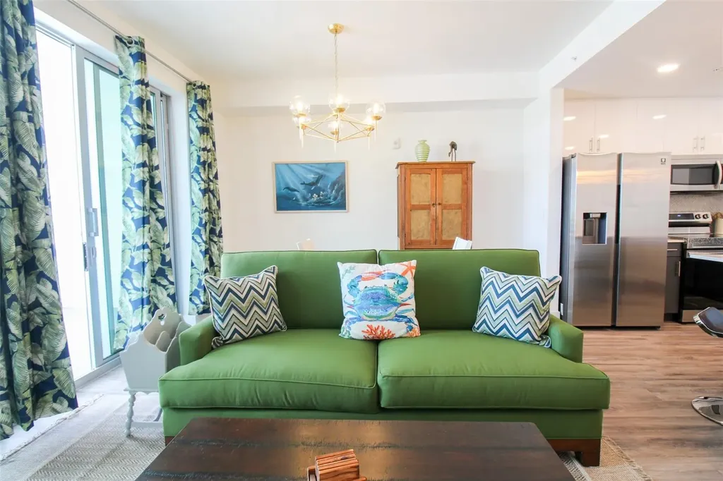 1703 N Tamiami Trail Sarasota FL 34234