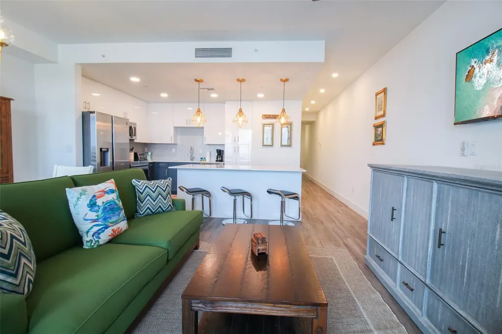 1703 N Tamiami Trail Sarasota FL 34234