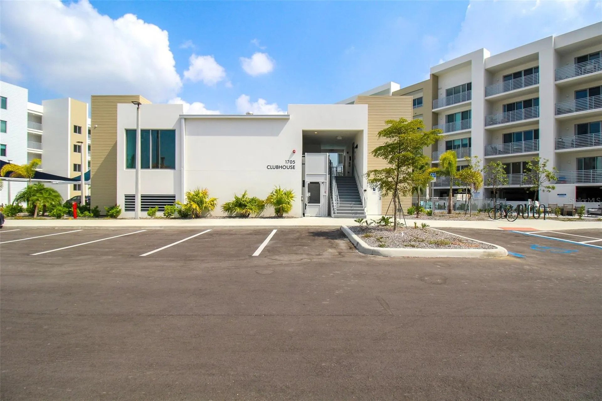 1703 N Tamiami Trail Sarasota FL 34234
