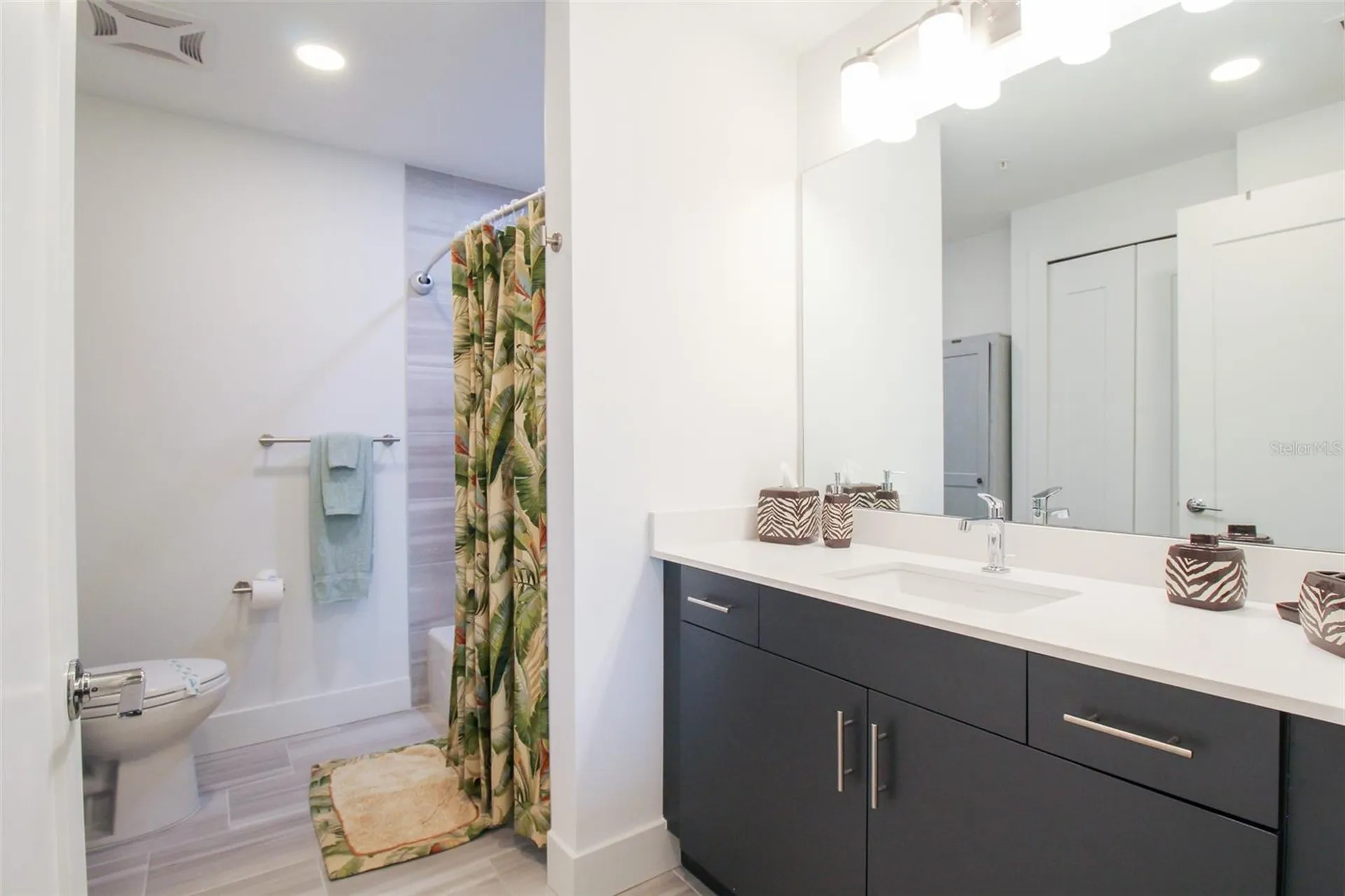 1703 N Tamiami Trail Sarasota FL 34234