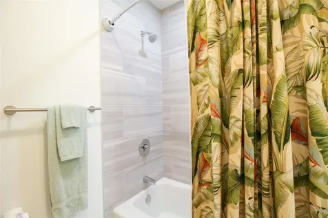 1703 N Tamiami Trail Sarasota FL 34234