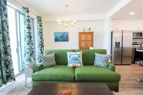 1703 N Tamiami Trail Sarasota FL 34234