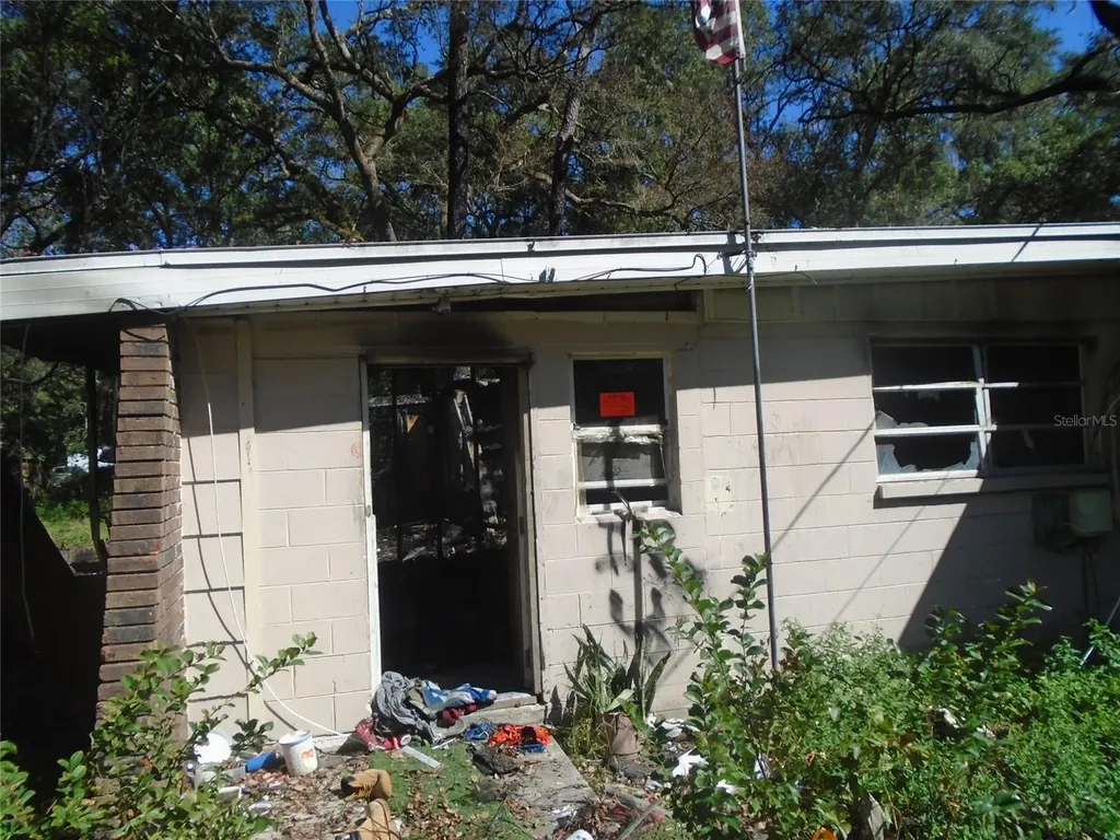 7402 20th Street Zephyrhills FL 33540