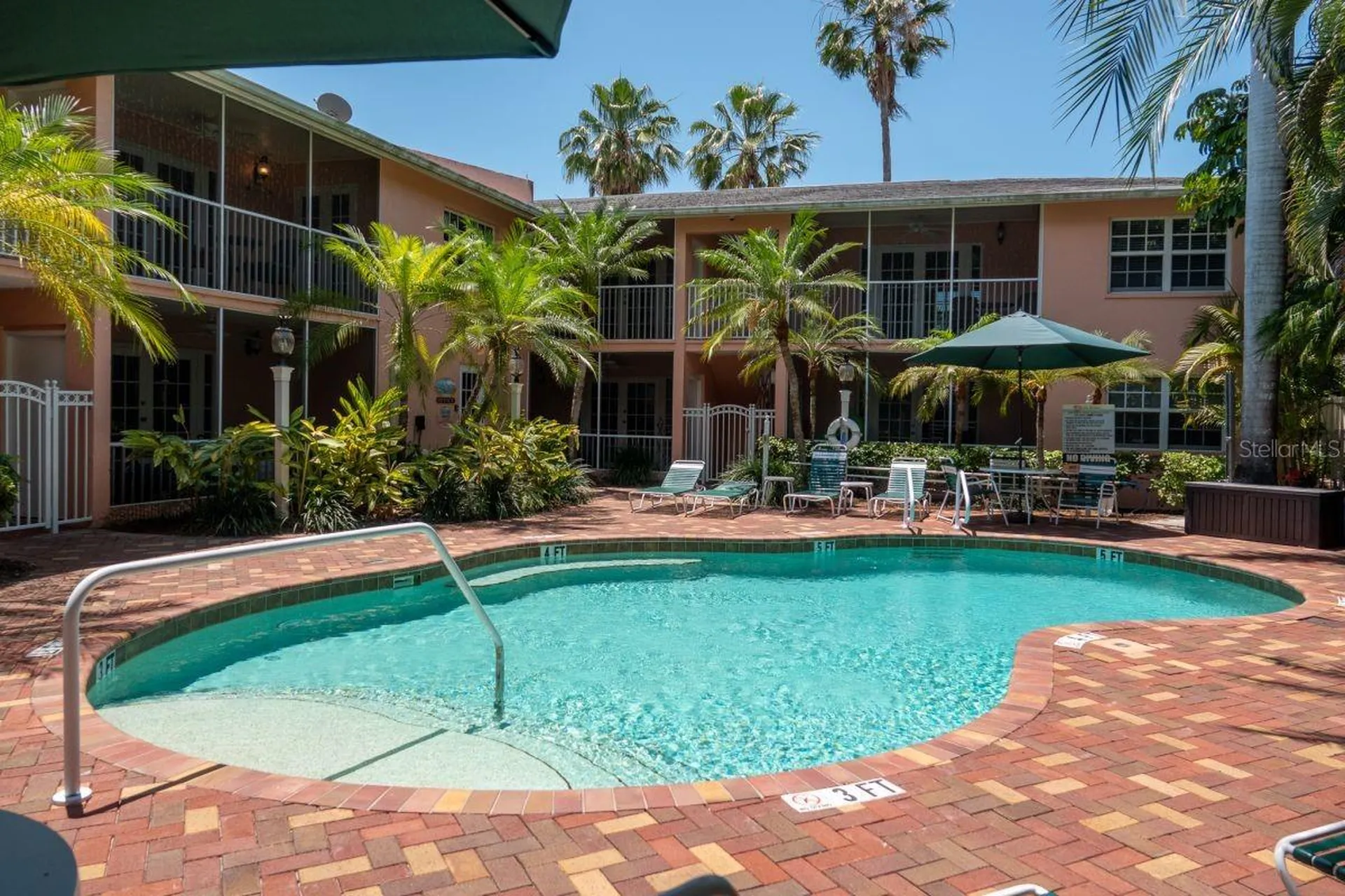 1125 Point Of Rocks Road Sarasota FL 34242