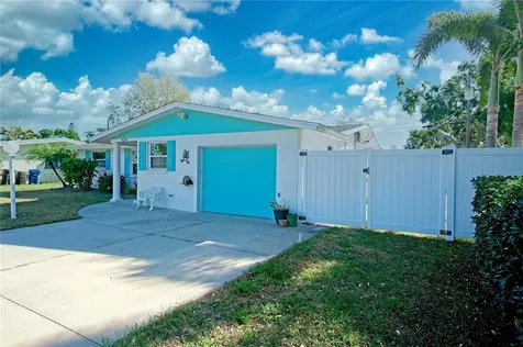 6319 Nutmeg Avenue Sarasota FL 34231