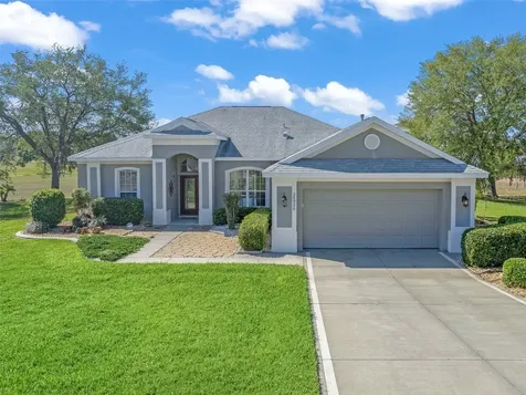 26926 Honeymoon Avenue Leesburg FL 34748