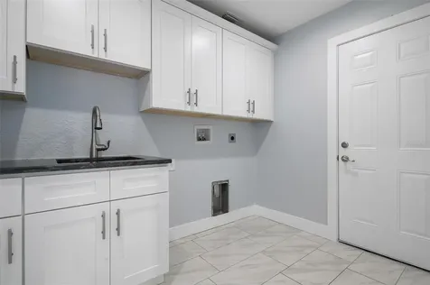 2435 Alesio Avenue North Port FL 34286