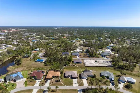 2435 Alesio Avenue North Port FL 34286