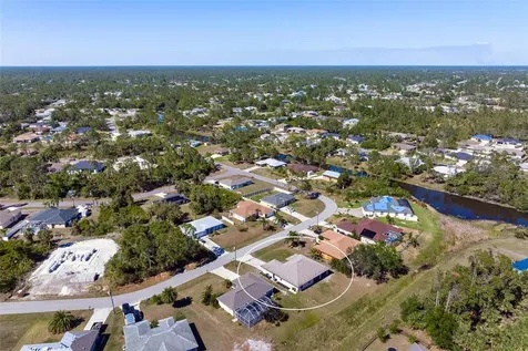 2435 Alesio Avenue North Port FL 34286