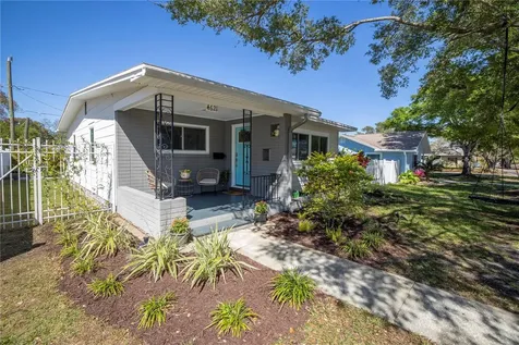 4621 Dartmouth Avenue N St Petersburg FL 33713