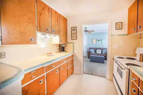 4621 Dartmouth Avenue N St Petersburg FL 33713