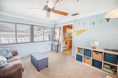 4621 Dartmouth Avenue N St Petersburg FL 33713