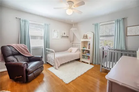 4621 Dartmouth Avenue N St Petersburg FL 33713