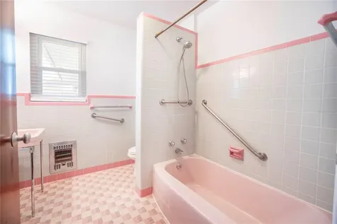 4621 Dartmouth Avenue N St Petersburg FL 33713