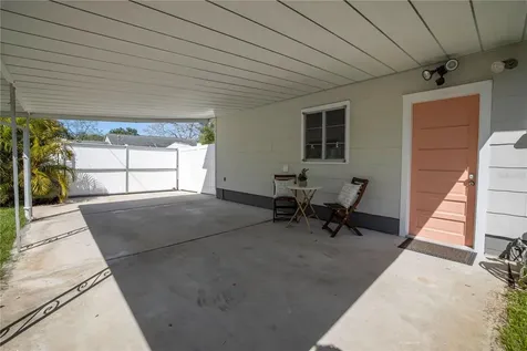 4621 Dartmouth Avenue N St Petersburg FL 33713