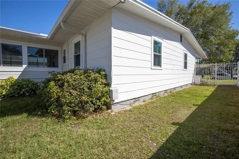 4621 Dartmouth Avenue N St Petersburg FL 33713