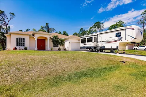 1675 Lakeport Street North Port FL 34288
