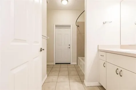 1675 Lakeport Street North Port FL 34288
