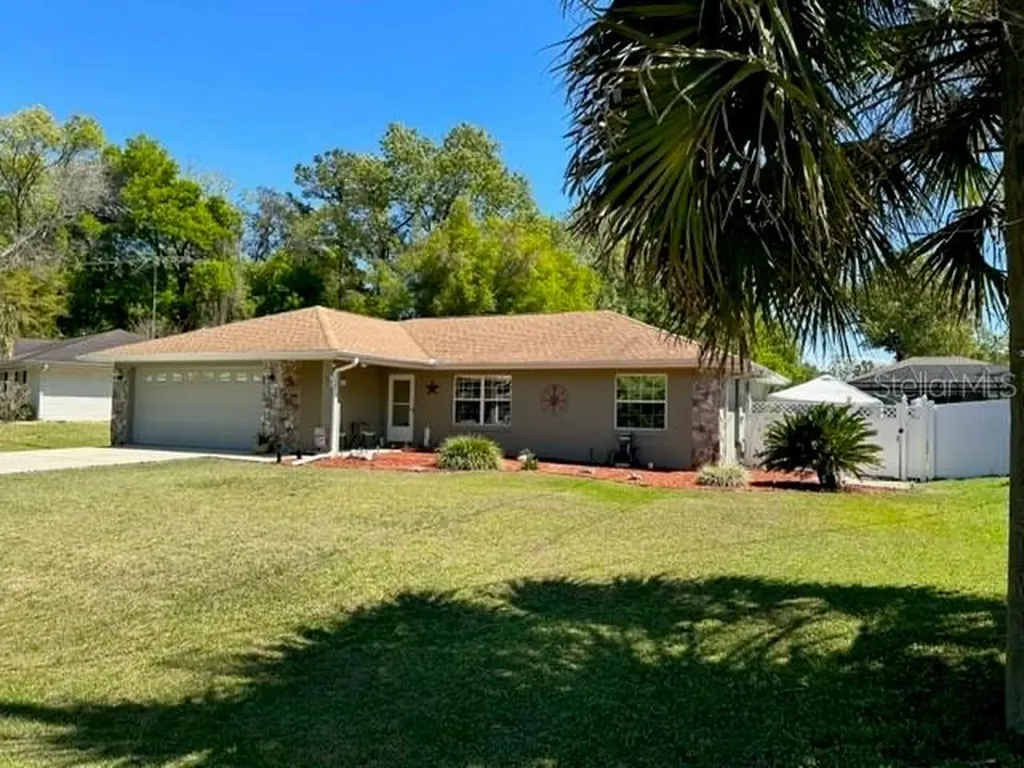 7 Hemlock Terrace Drive Ocala FL 34472